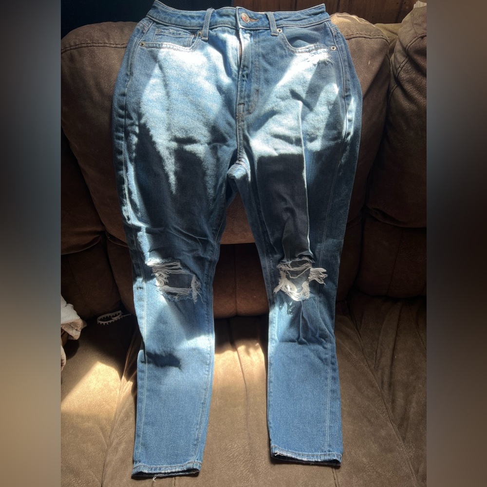 American Eagle size 2